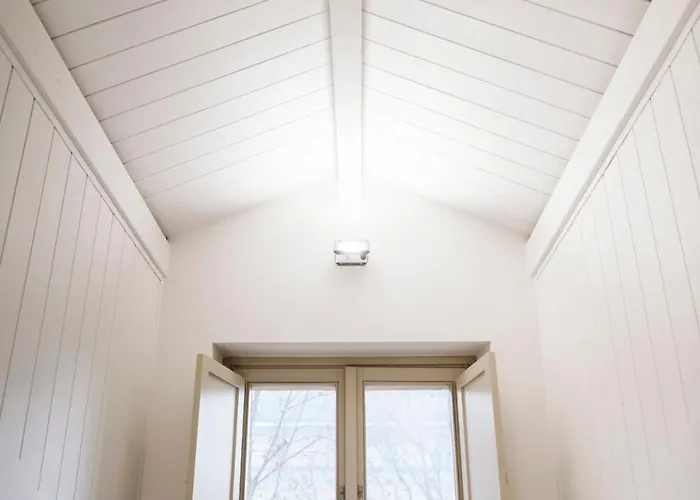 Regina 144 By Rd Domus